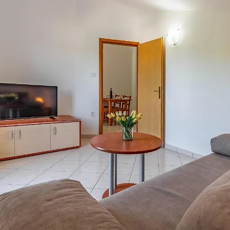 Apartment Graceful In Near Centinera *