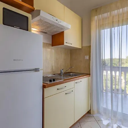 Graceful In Near Centinera Apartment